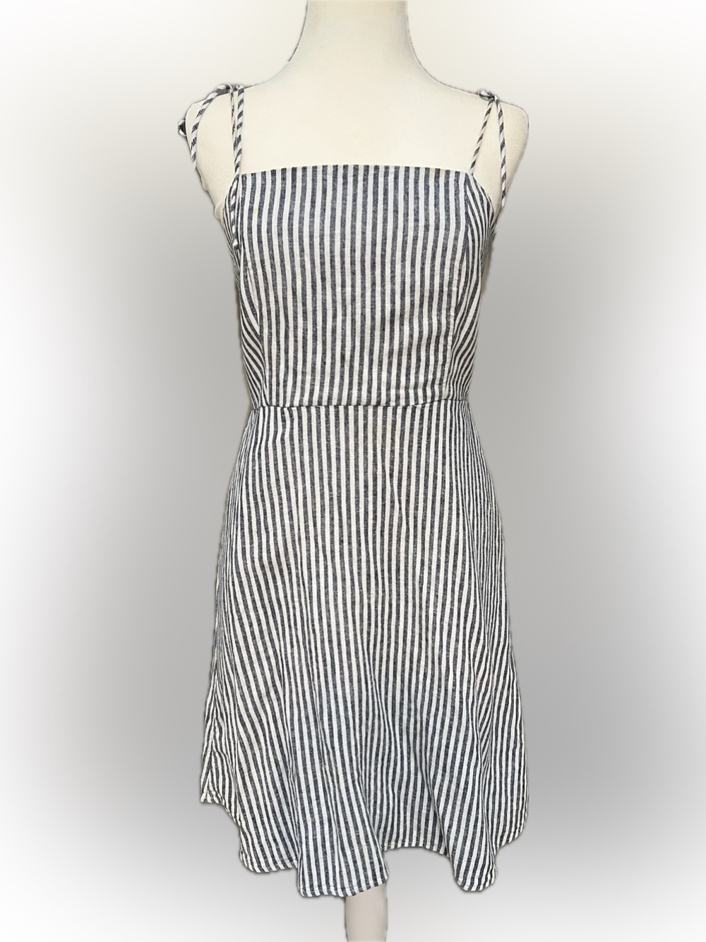 Old Navy Black and White Striped Midi Dress